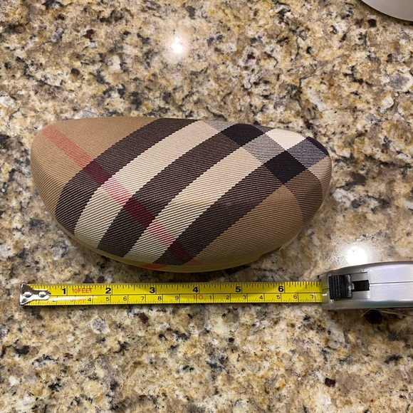 Burberry Designer Sunglasses Case (hard shell) - Picture 7 of 10
